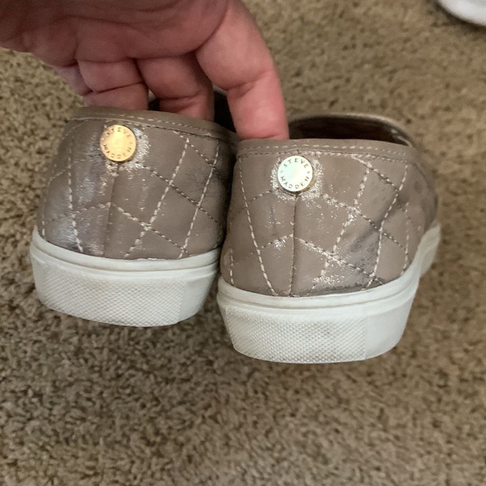 Steve Madden Women's Ecentrcq Shimmer Sneaker Size 7B - Picture 11 of 11